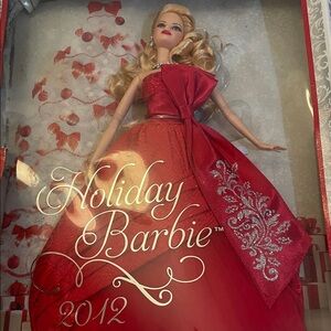 2012 Barbie collector edition Holiday Doll Red gown maxi Dress model muse silver